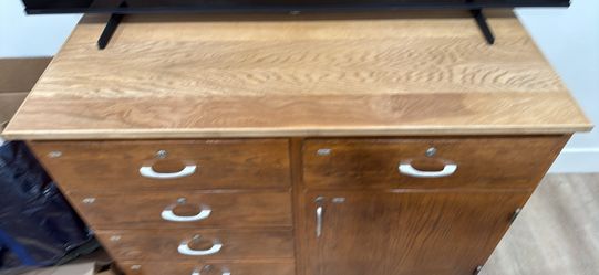 Beautiful Vintage Desk or TV stand