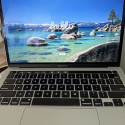 2020 MacBook Pro Laptop M1