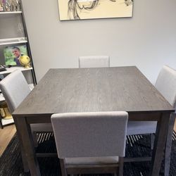 High Top Kitchen Table & Chairs 