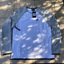 NIKE MEDIUM SWEATSHIRT NEW