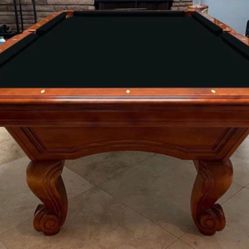 Pool Table 8ft ( Free Delivery & Set Up ) 