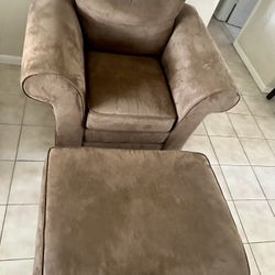 Kevin charles ottoman Excellent Condition 