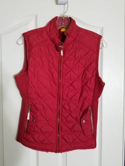 new Daisy Red vest with faux fur inside Size small