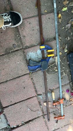 2 bar clamps