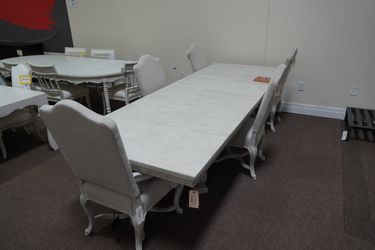 Bernhardt Mirabelle Complete Rectangle Dining Table