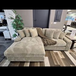 Chaise Fabric Cordoray Sectional