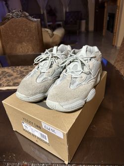 Yeezy 500 Salt