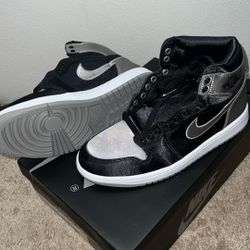 WMNS Air Jordan 1 Retro Hi OG.  Brand New Size: 8W