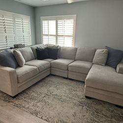 Lazyboy Sectional Couch