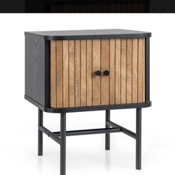 Night Stand 2 Available /Disponible  Mueble 
