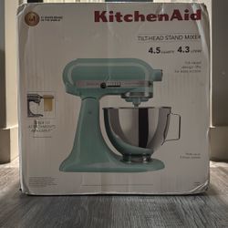 Unopened NEW IN BOX -KitchenAide Tilt-Head Stand mixer 
