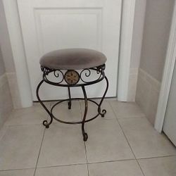 Vanity Iron Stool