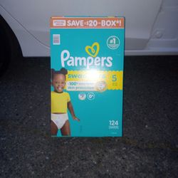 PAMPERS SWADDLERS SIZE 5 BIG PACK (124 COUNT)
