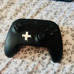 Nintendo Switch Pro Controller
