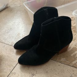 aldo black booties 