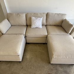 Modern Modular Sectional Sofa – Beige Fabric – Excellent Condition! - DELIVERY AVAILABLE
