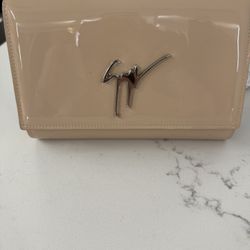 Ballerina Leather Crossbody By Giuseppe Zanotti t