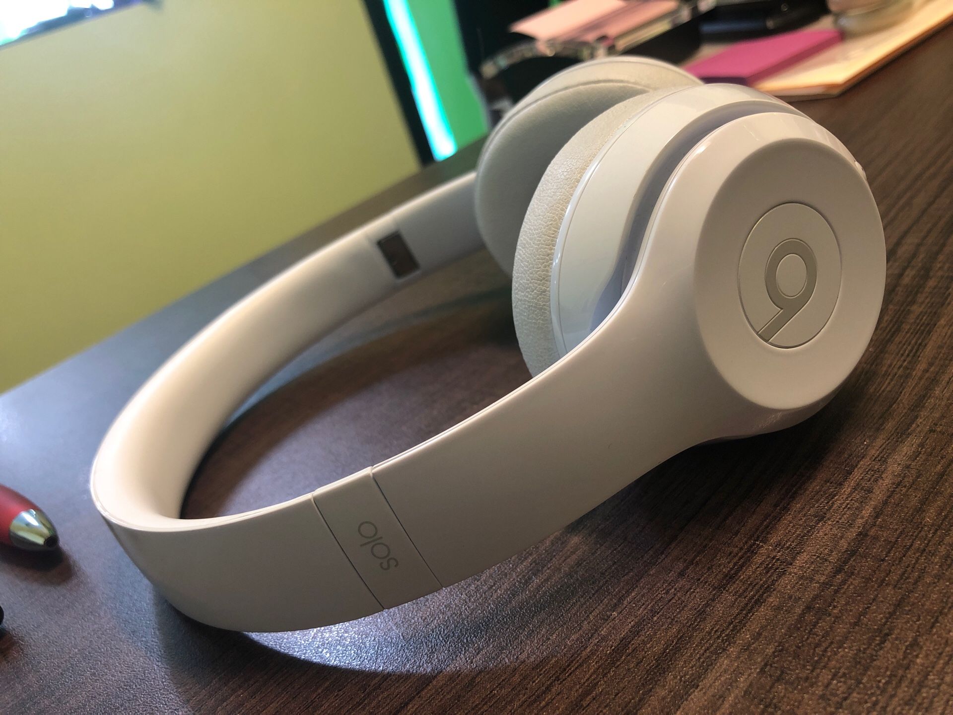 Wireless over the ear Beats solo 3 (white)