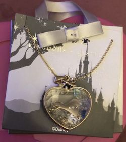 New Disney pendent Frozen $25