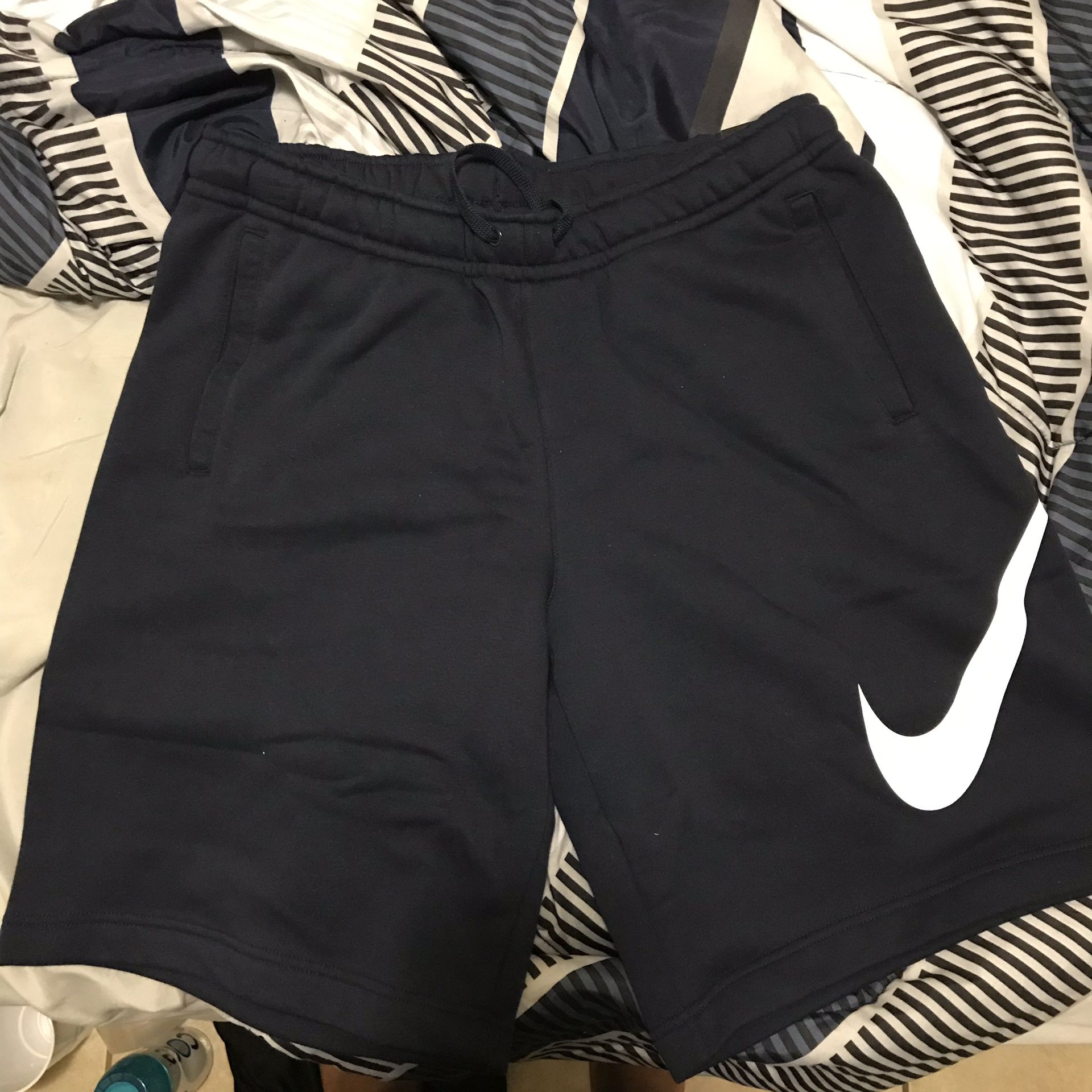 Men navy blue Nike shorts (Xlarge)