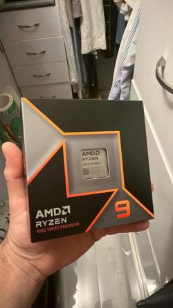 Ryzen 9 9950X new