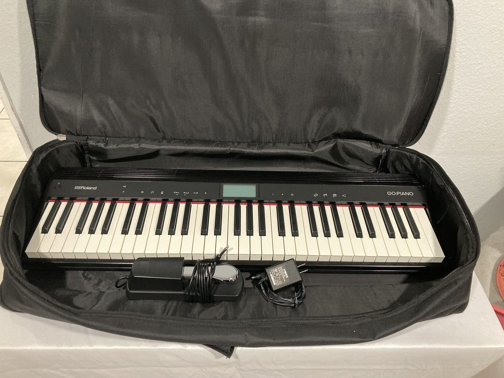 Roland GO:PIANO 61-key Portable Piano