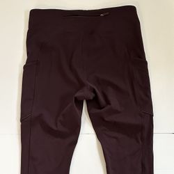 Lululemon Women's Burgundy Capri Leggings With Side Pockets, Size 8