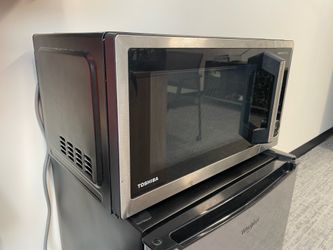 Toshiba microwave