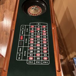 Poker- Craps- Roulette 3 in 1 Table.