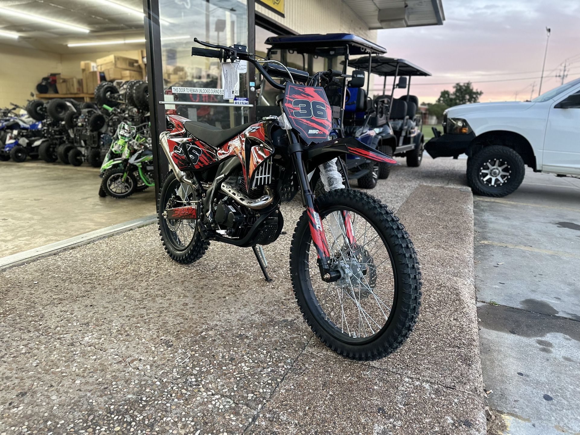 250CC APOLLO DIRT BIKE 4 STROKE MOTOCROSS 