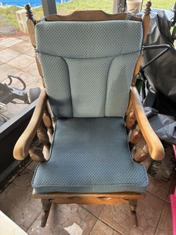 Antique Rocking Chair 