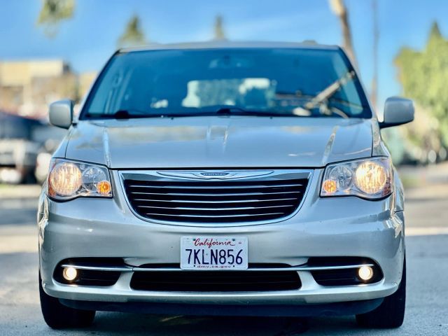 2014 Chrysler Town & Country
