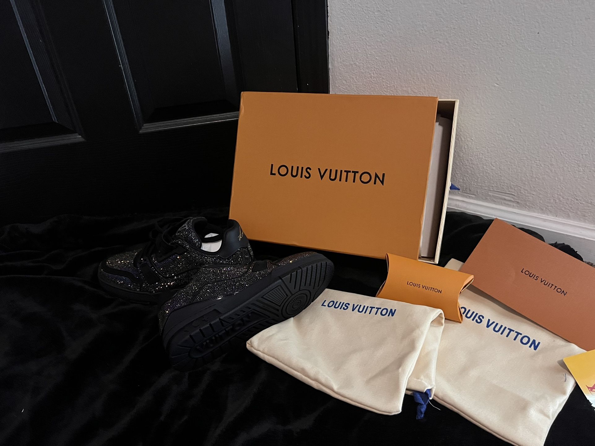 Lv Shoes Bought For 1,000 Can Do Cheaper