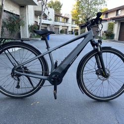 2020 Specialized TURBO VADO 3.0 E-bike very Low Miles