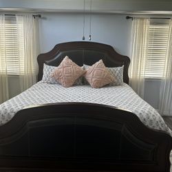 Solid wood king bed