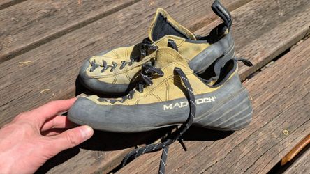 Rock climbing shoes