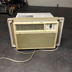 GE 8000 BTU Air Conference 