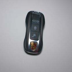 Black and Silver Porsche 911(992) GT3RS Key Fob Art Piece