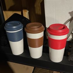 Double Wall Ceramic Coffee Mugs/Cups With Silicone Lids! Brand New!