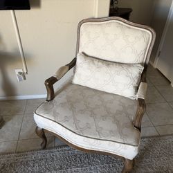 Couch And Two Chairs With Coffee Table And End Table