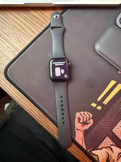 Apple Watch Series 7 41mm aluminum black