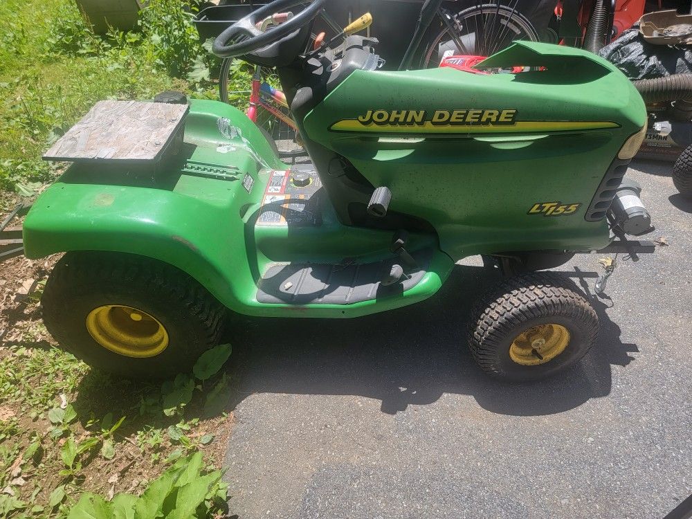 John Deere Tractor 