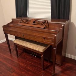 Robler & Campbell Piano 