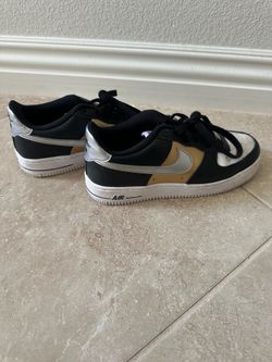 Kids Nike Air Force 1 Shoes - 5Y