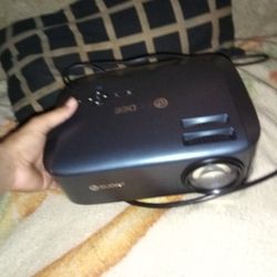 Gudee Led Projector