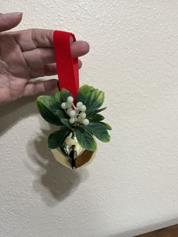Vintage Hanging Bell Mistletoe 