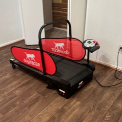 Dog Treadmill by Pacer, ADJUSTABLE:The treadmill speed can be set from .5 MPH up to 7.5 MPH in .1 MPH increments.