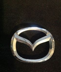 Mazda 3 front bumper Enblem 2010/ 11/12 /13
