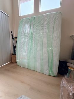 Queen size bed