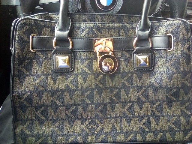 Michael Kors Crossbody Tote